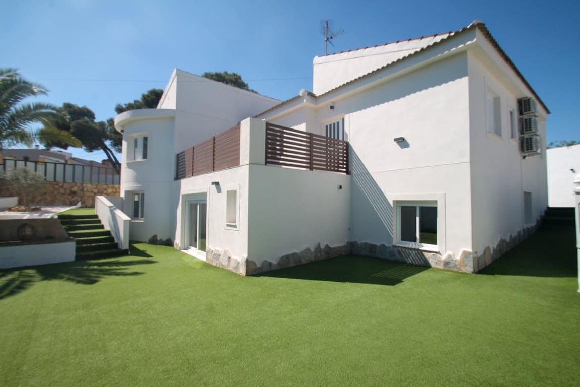 6 camera da letto Villa in vendita in Torrevieja con piscina garage - 665.000 € (Rif: 10077263)