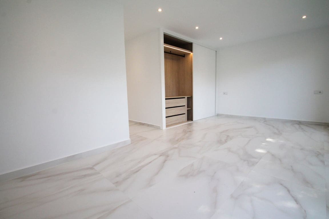 6 camera da letto Villa in vendita in Torrevieja con piscina garage - 665.000 € (Rif: 10077263)