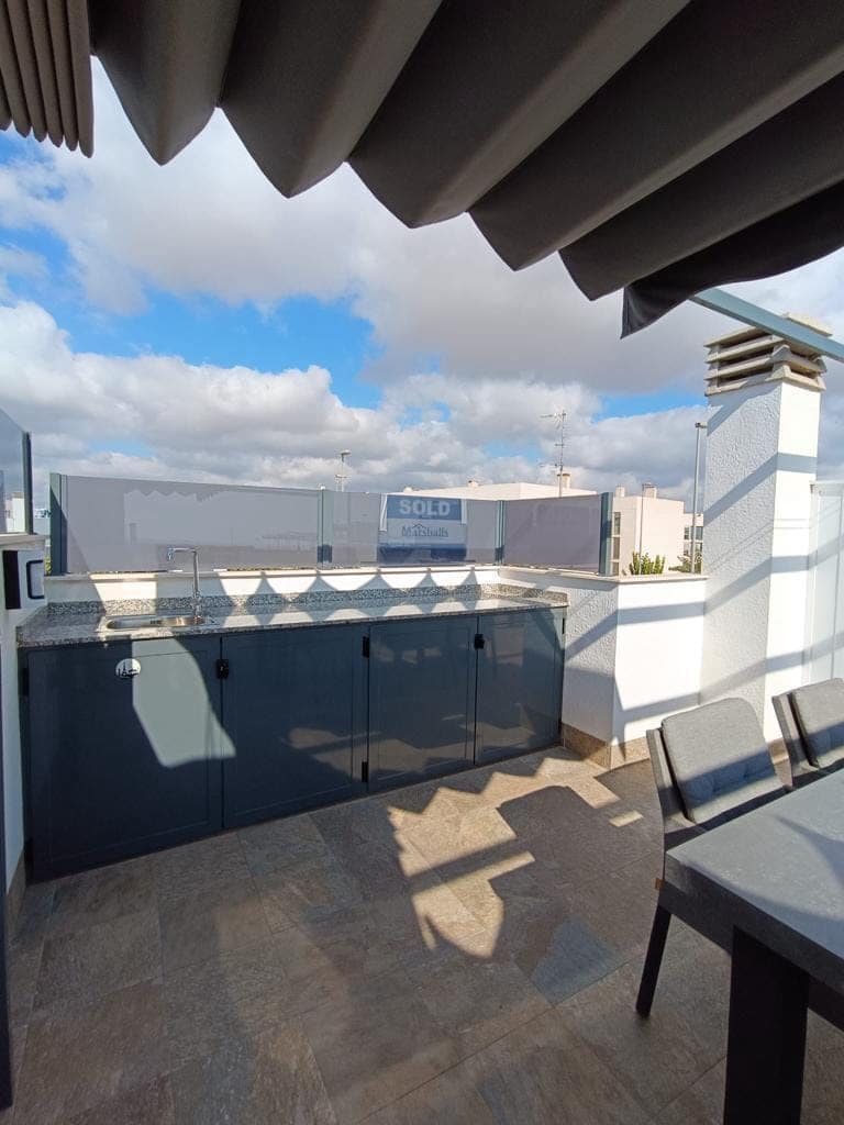 2 Zimmer Apartment zu verkaufen in Pilar de la Horadada mit Pool - 254.900 € (Ref: 9638029)