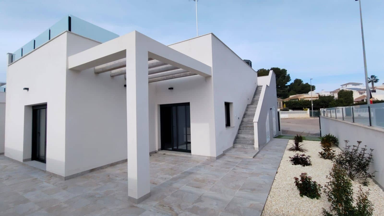 3 slaapkamer Villa te koop in Pilar de la Horadada met zwembad garage - € 422.500 (Ref: 9645810)