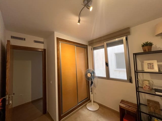 Piso de 2 habitaciones en Gaspar Perelló, Torrevieja en venta con garaje - 210.000 € (Ref: 9395394)