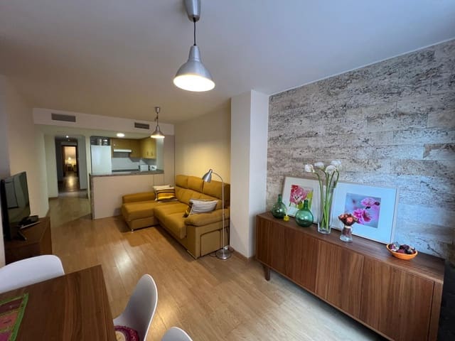 Piso de 2 habitaciones en Gaspar Perelló, Torrevieja en venta con garaje - 210.000 € (Ref: 9395394)