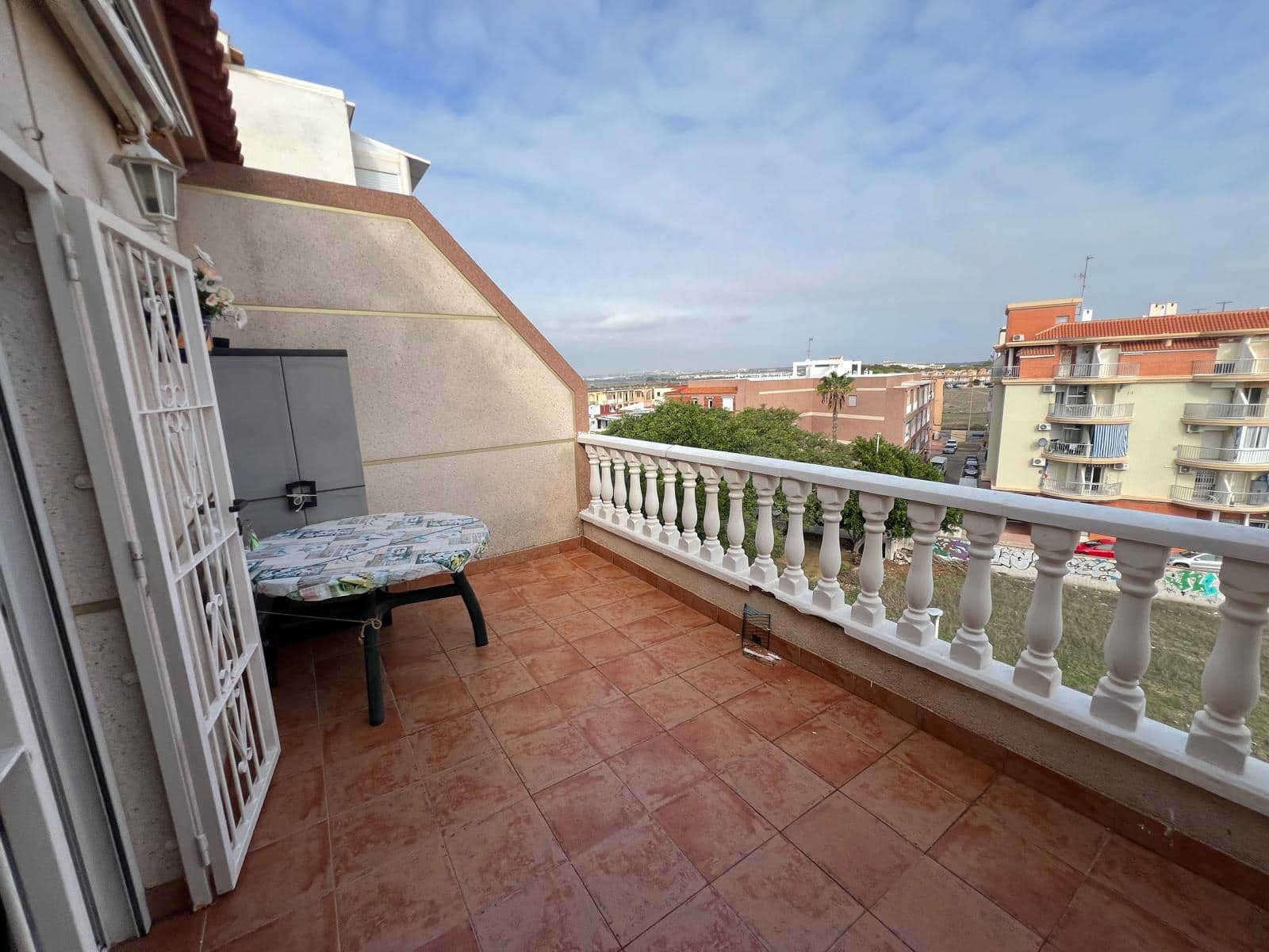 2 bedroom Flat for sale in La Mata with garage - € 180,000 (Ref: 9395400)