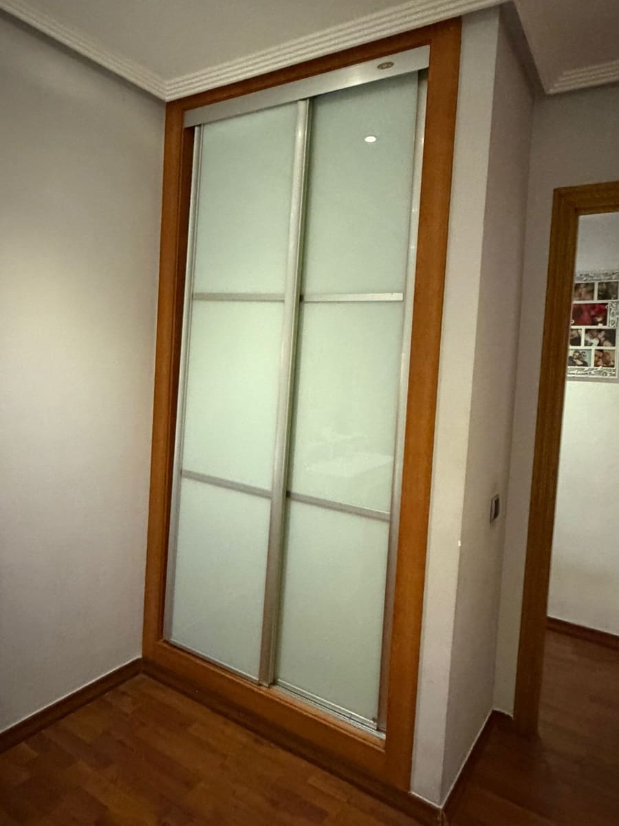 3 makuuhuone Asunto myytävänä paikassa Torrevieja - 179 998 € (Ref: 9395406)