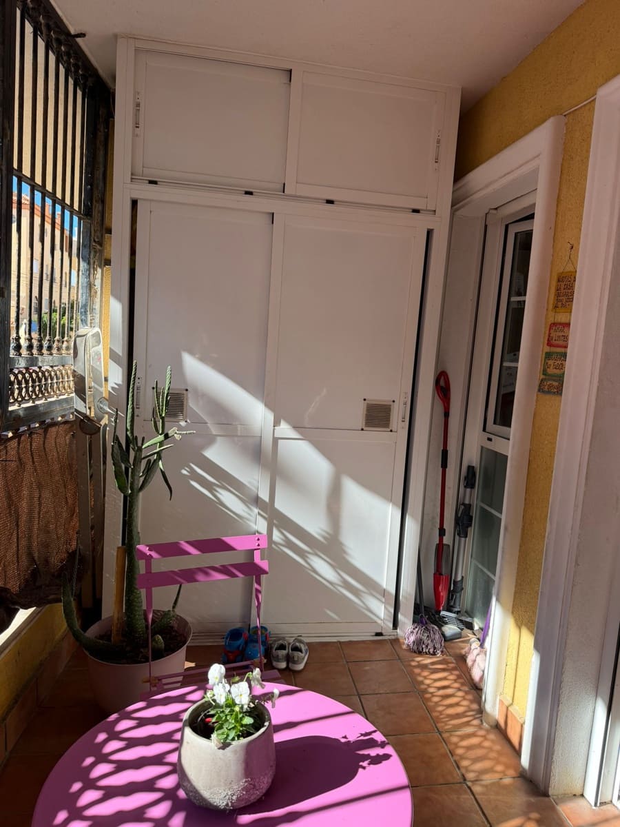 3 makuuhuone Asunto myytävänä paikassa Torrevieja - 179 998 € (Ref: 9395406)