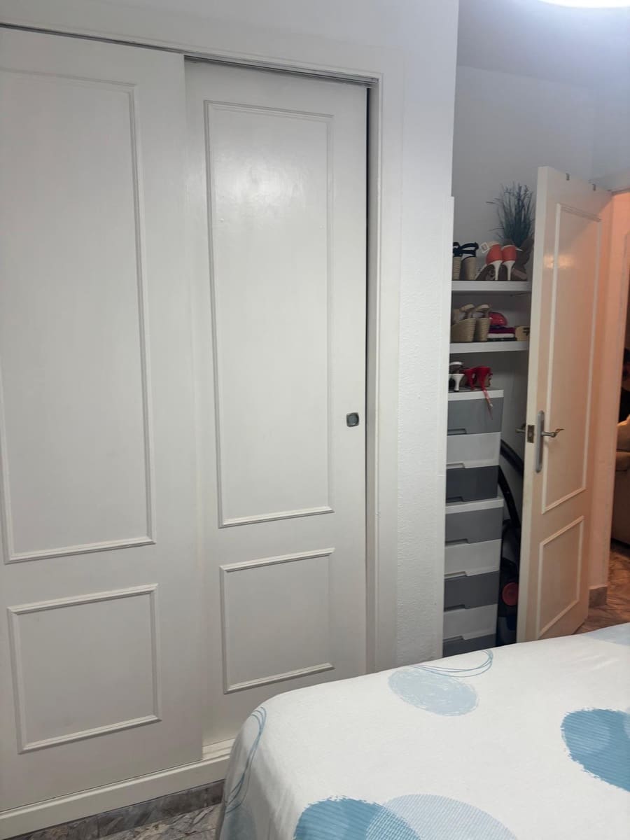 Adosado de 3 habitaciones en Torrevieja en venta con piscina - 150.000 € (Ref: 9410141)