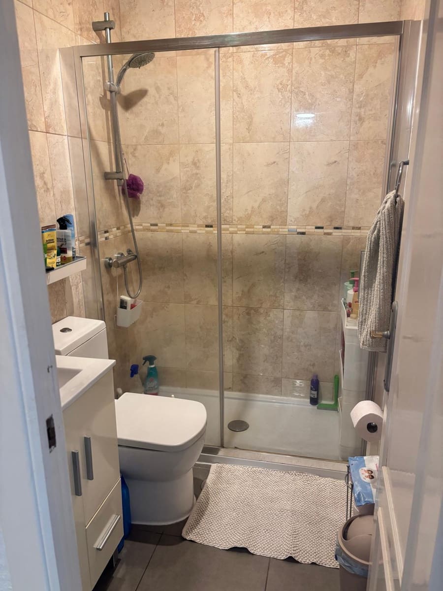 Adosado de 3 habitaciones en Torrevieja en venta con piscina - 150.000 € (Ref: 9410141)