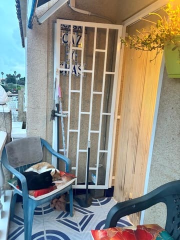 3 soveværelse Rækkehus til salg i El Chaparral - La Siesta - La Torreta, Torrevieja med swimmingpool - € 150.000 (Ref: 9410141)