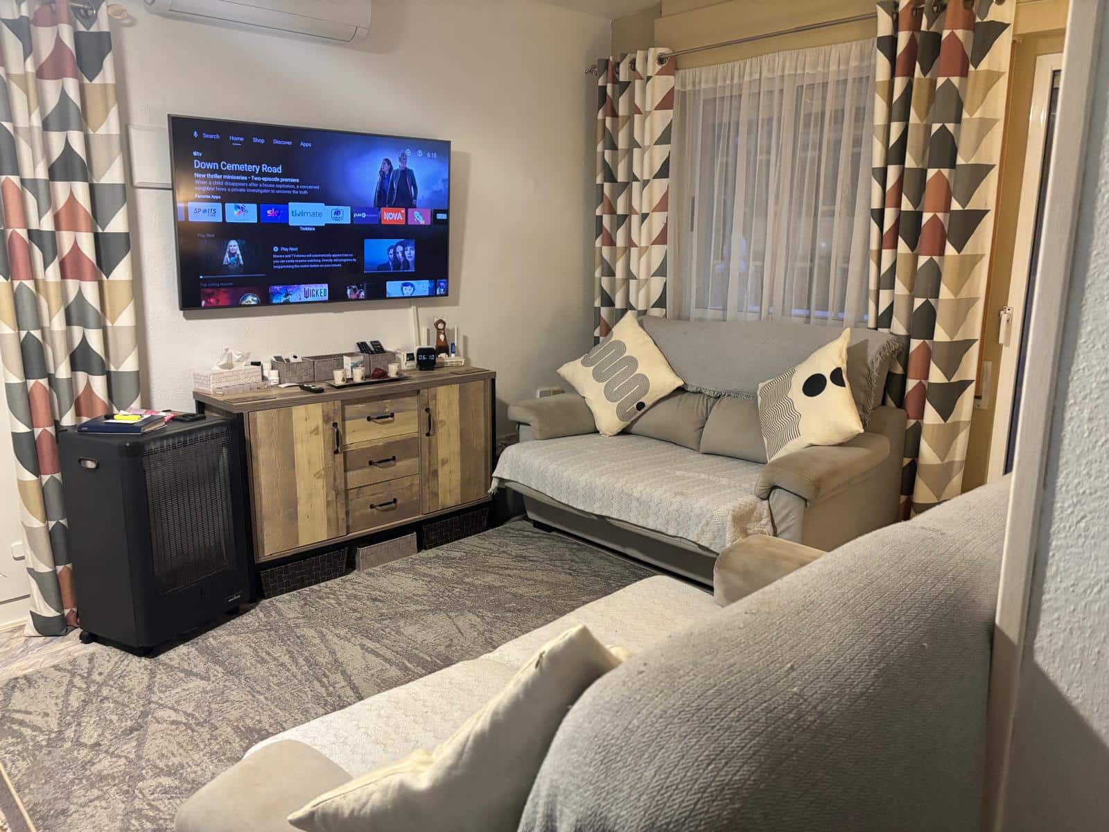 Adosado de 3 habitaciones en Torrevieja en venta con piscina - 150.000 € (Ref: 9410141)