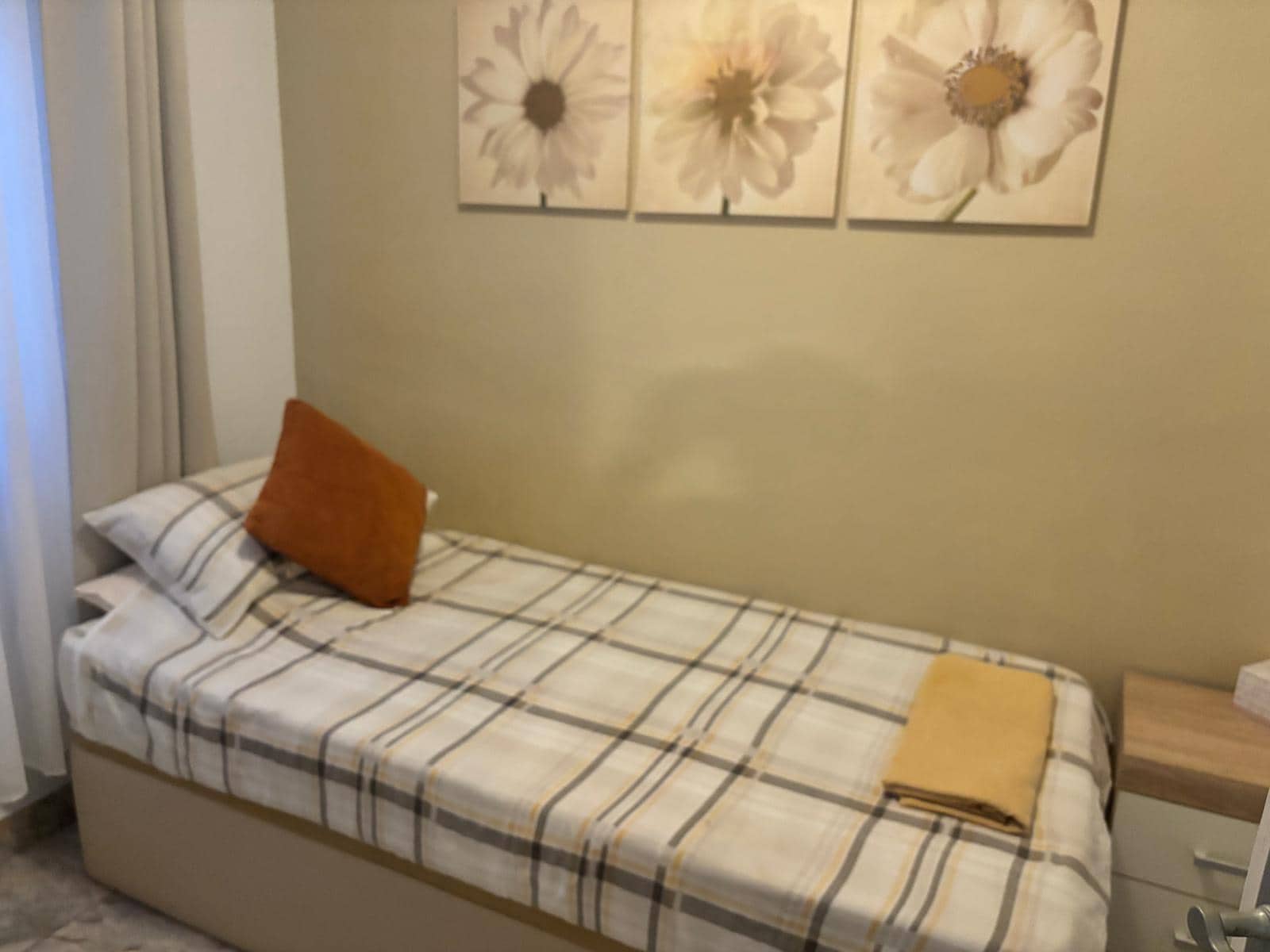 Adosado de 3 habitaciones en Torrevieja en venta con piscina - 150.000 € (Ref: 9410141)