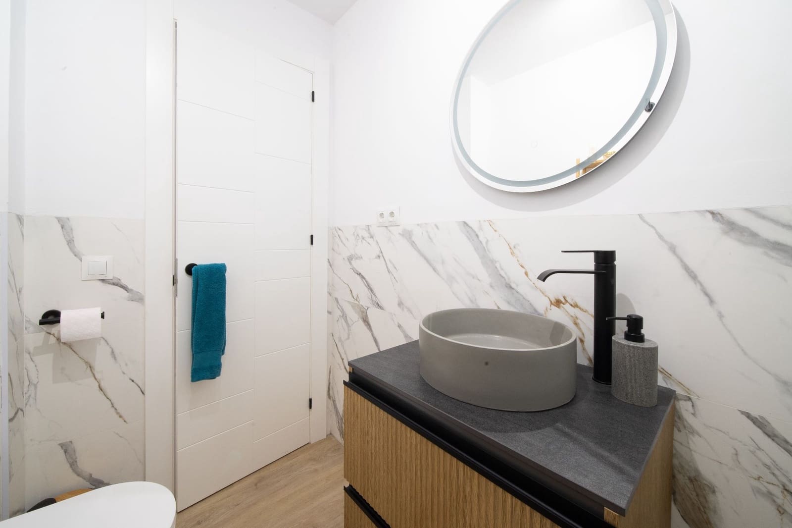 Piso de 2 habitaciones en Rincón de la Victoria en venta - 345.000 € (Ref: 10094944)