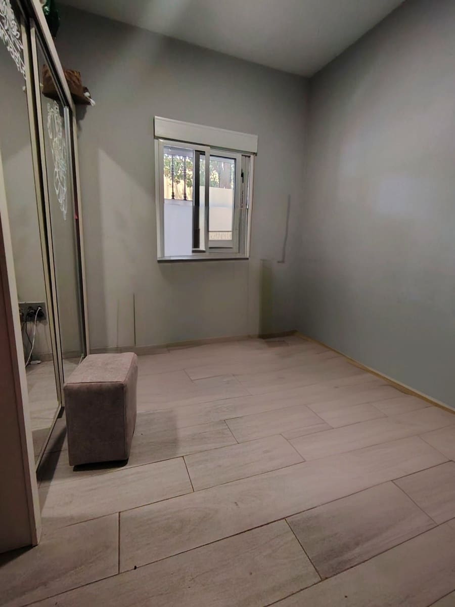 3 soveværelse Lejlighed til salg i Malaga by - € 255.000 (Ref: 10094945)