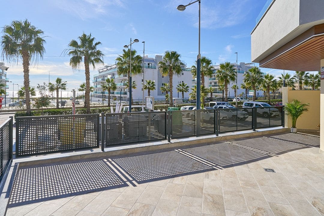 2 sovrum Lägenhet till salu i Torrox-Costa med pool garage - 305 000 € (Ref: 10094948)
