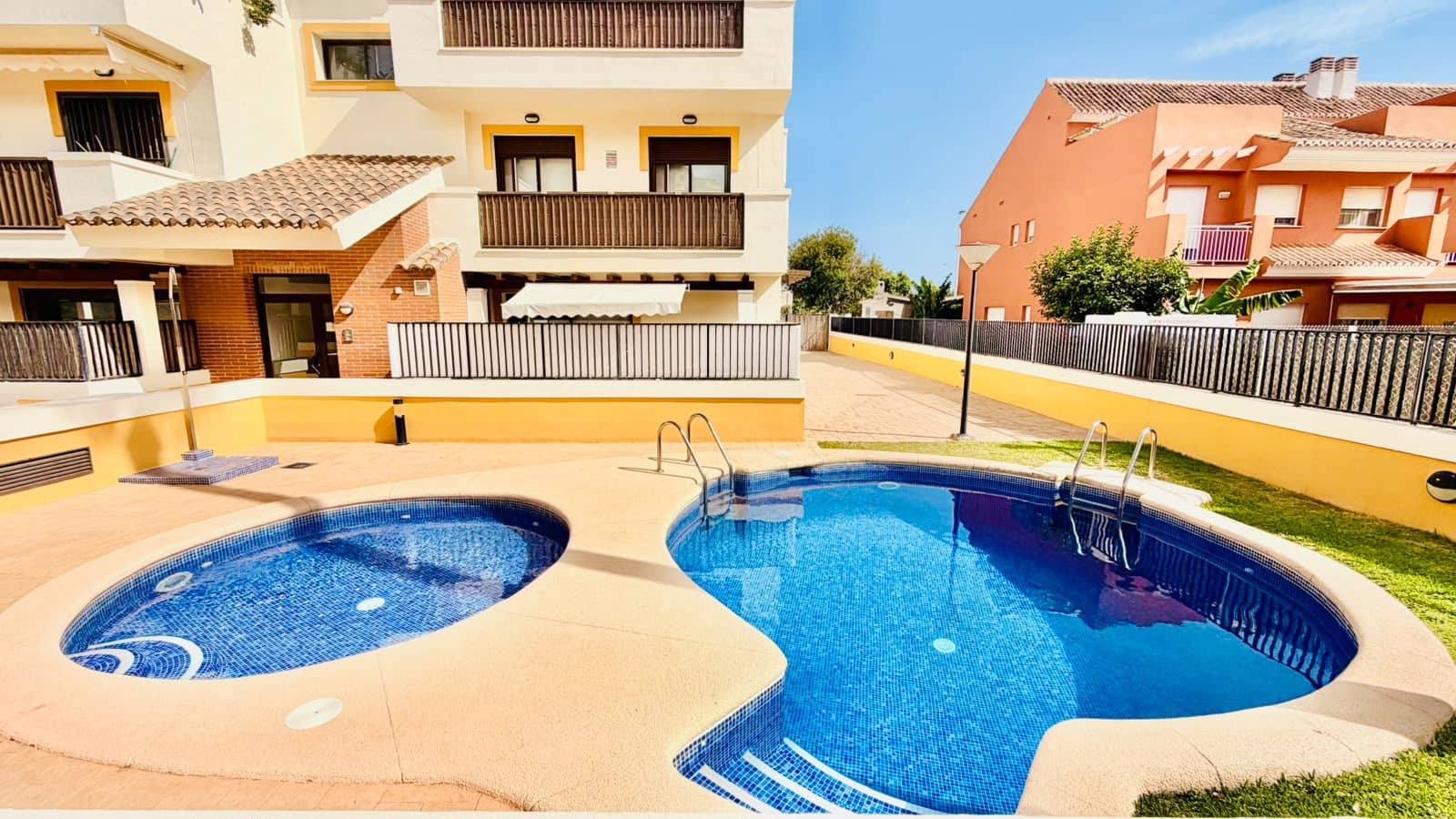 1 slaapkamer Appartement te koop in Javea / Xabia met zwembad garage - € 279.000 (Ref: 10038645)
