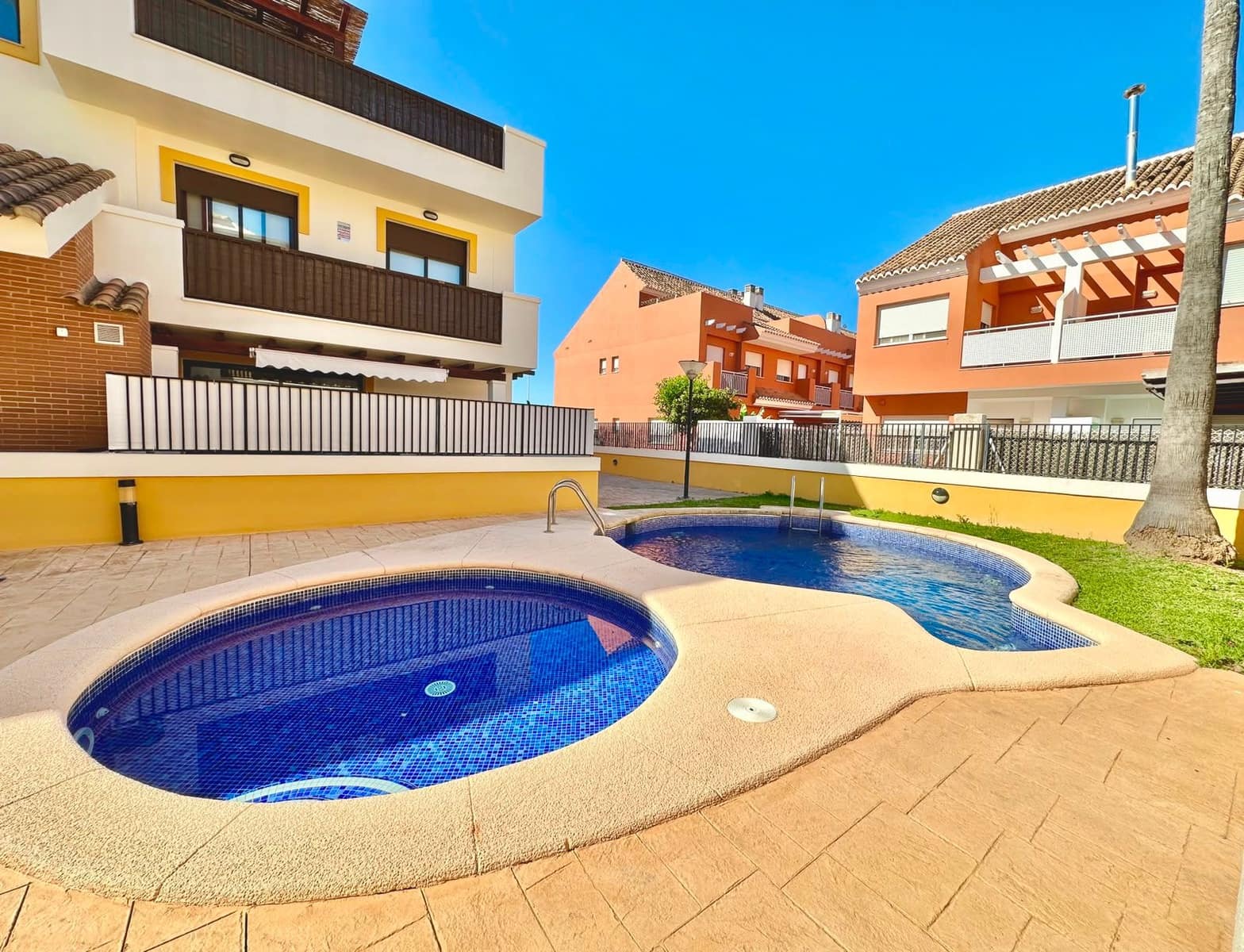 1 slaapkamer Appartement te koop in Javea / Xabia met zwembad garage - € 279.000 (Ref: 10038645)