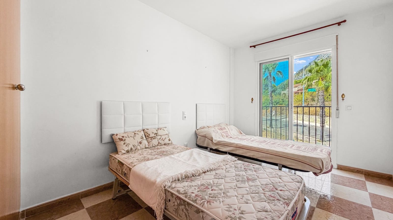 3 soveværelse Byhus til salg i Murla med swimmingpool garage - € 280.000 (Ref: 10049841)