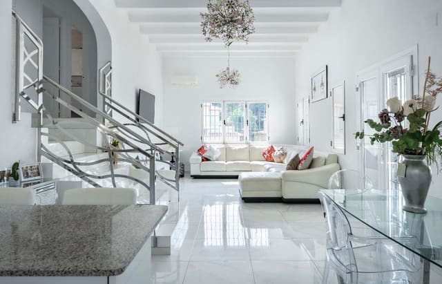 3 slaapkamer Villa te koop in Javea / Xàbia met zwembad garage - € 1.125.000 (Ref: 10061019)