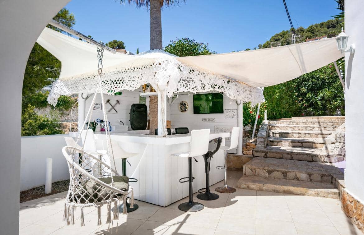 3 soveværelse Villa til salg i Javea / Xabia med swimmingpool garage - € 1.125.000 (Ref: 10061019)