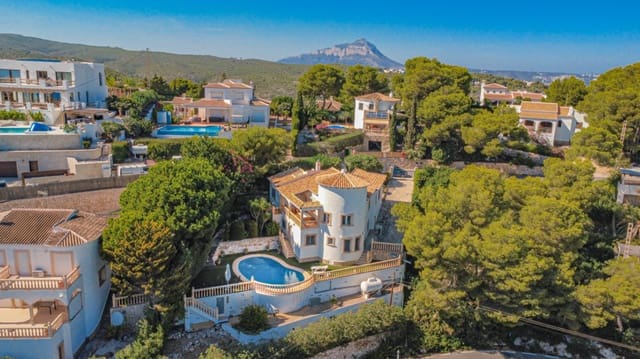 5 quarto Moradia para venda em La Granadella  - Costa Nova, Javea / Xàbia com piscina garagem - 1 100 000 € (Ref: 10118483)