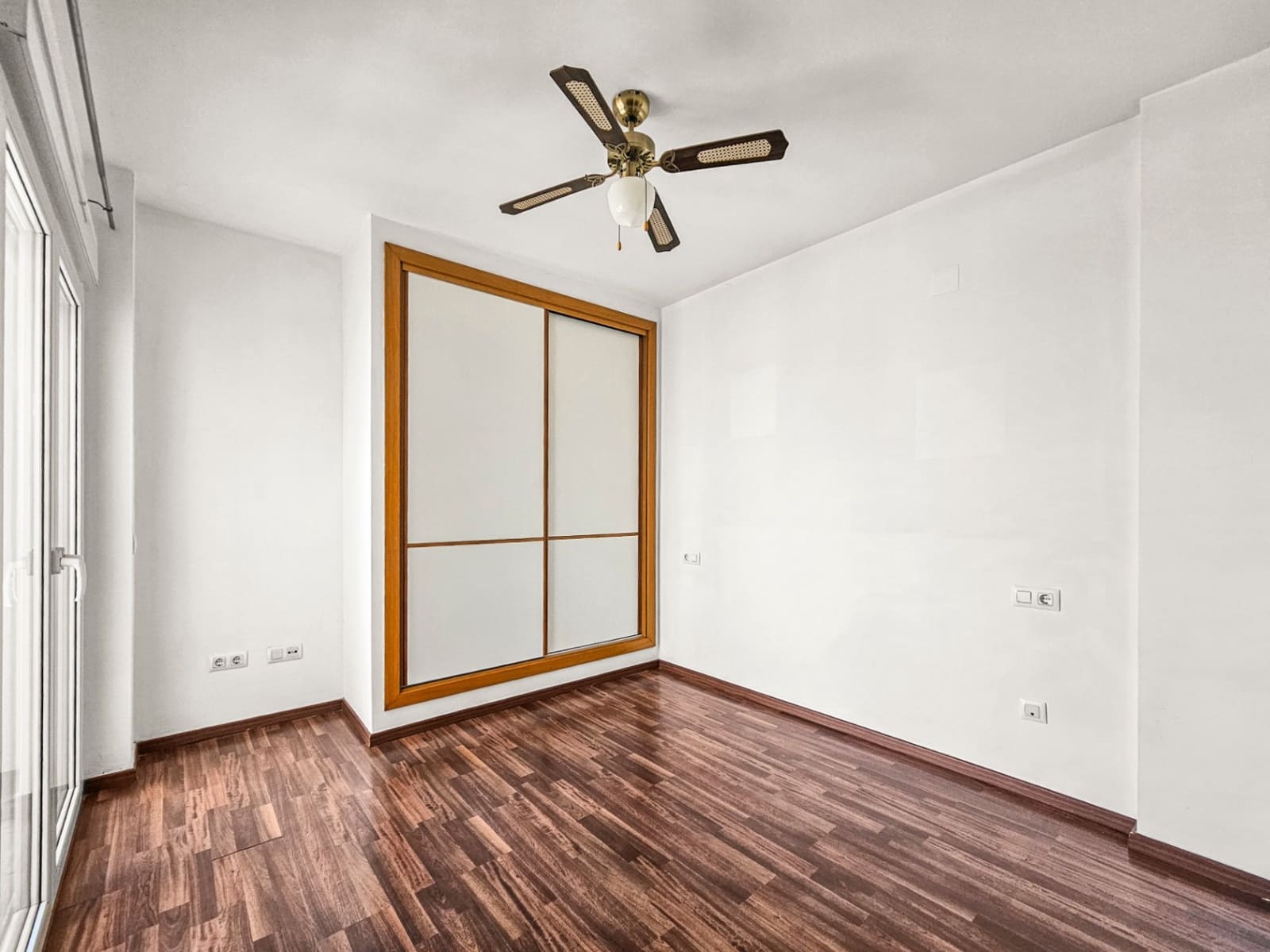 3 sovrum Lägenhet till salu i Benitachell / Benitatxell med garage - 275 000 € (Ref: 10163992)
