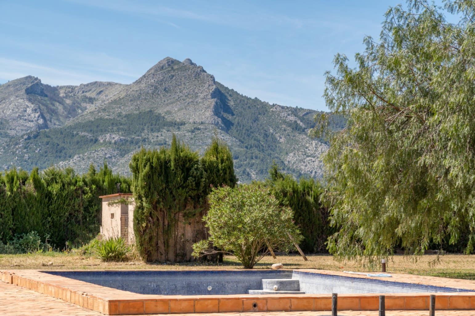 5 slaapkamer Finca/Landhuis te koop in Benidoleig met zwembad - € 1.495.000 (Ref: 9428248)