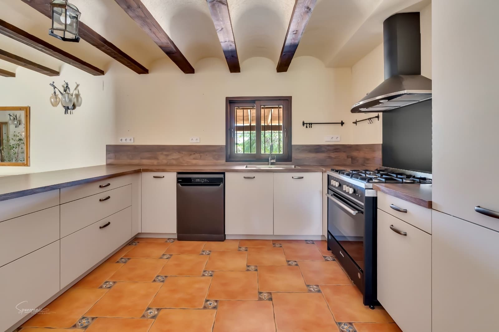 5 slaapkamer Finca/Landhuis te koop in Benidoleig met zwembad - € 1.495.000 (Ref: 9428248)