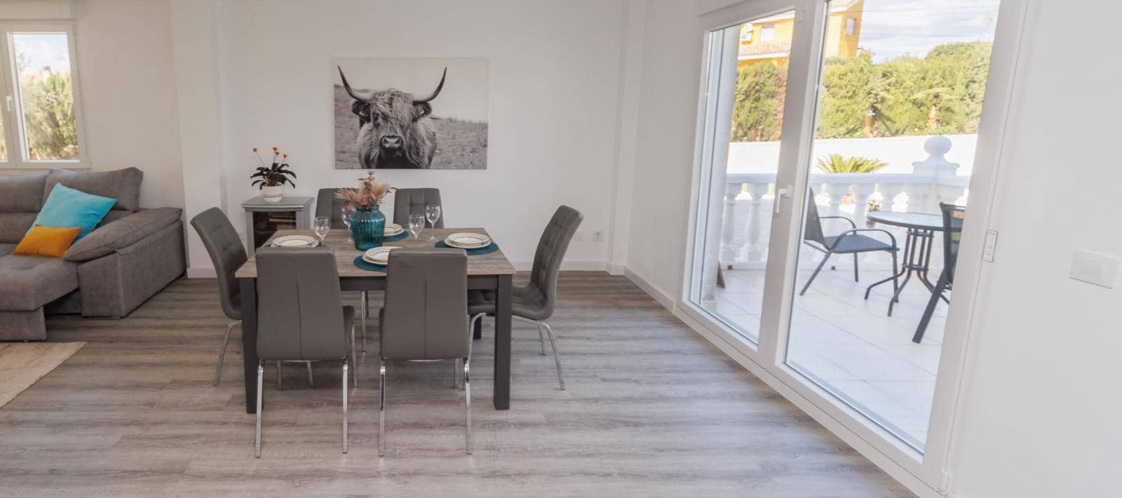 4 slaapkamer Villa te koop in Lliria met zwembad garage - € 590.000 (Ref: 9428251)