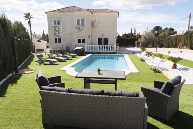 4 bedroom Villa for sale in Llíria with pool garage - € 590,000 (Ref: 9428251)