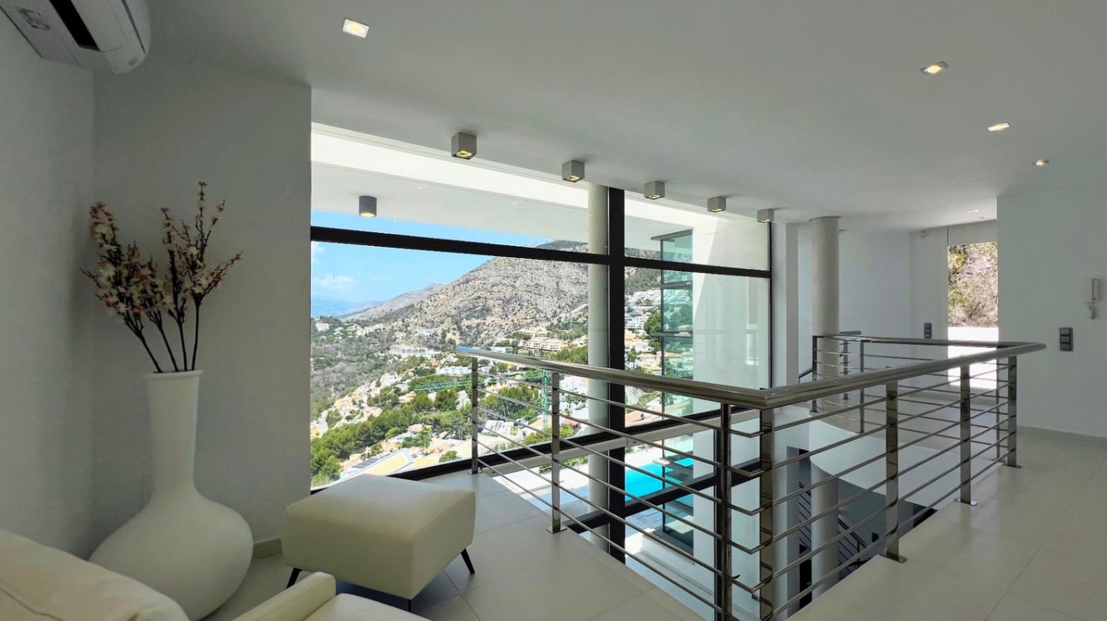 3 camera da letto Villa in vendita in Altea con piscina garage - 1.450.000 € (Rif: 9428255)