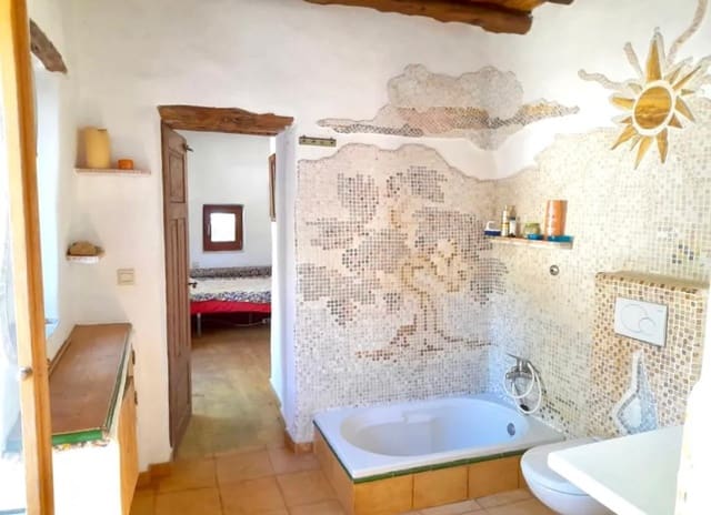 3 bedroom Finca/Country House for sale in Ibiza / Eivissa town - € 5,300,000 (Ref: 9428263)