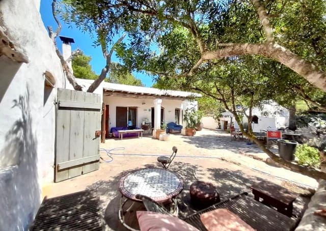 3 bedroom Finca/Country House for sale in Ibiza / Eivissa town - € 5,300,000 (Ref: 9428263)