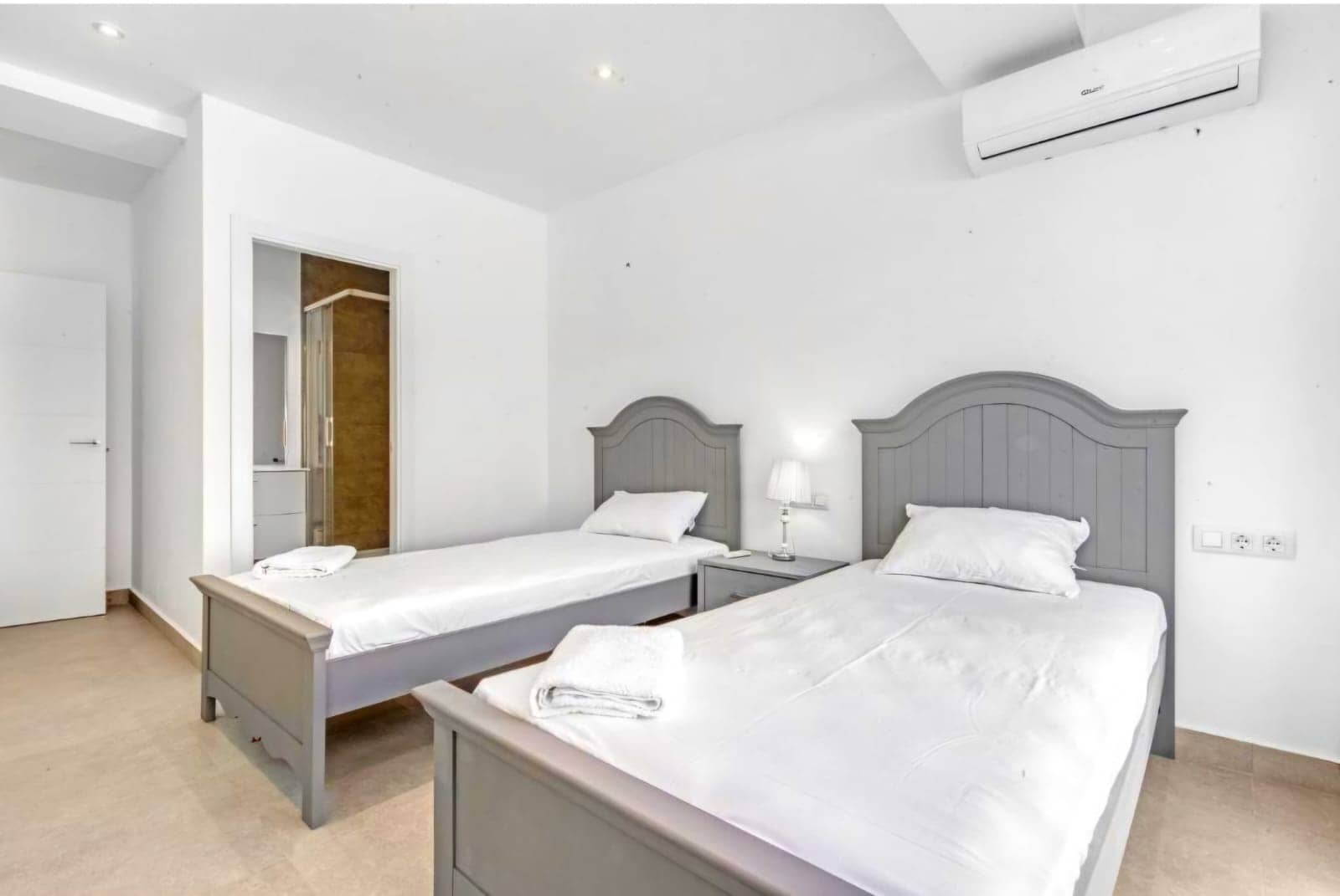 5 Zimmer Villa zu verkaufen in Javea / Xabia mit Garage - 1.200.000 € (Ref: 9428265)