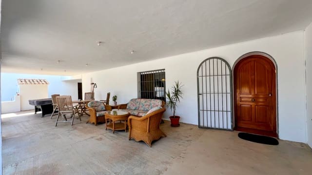 7 soveværelse Finca/Landehus til salg i La Xara, Dénia med swimmingpool garage - € 880.000 (Ref: 9428269)