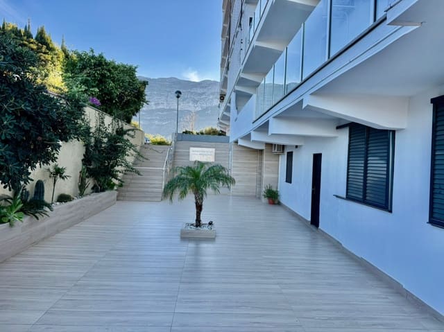 3 makuuhuone Huoneisto myytävänä paikassa Dénia mukana 
autotalli - 210 000 € (Ref: 9451194)