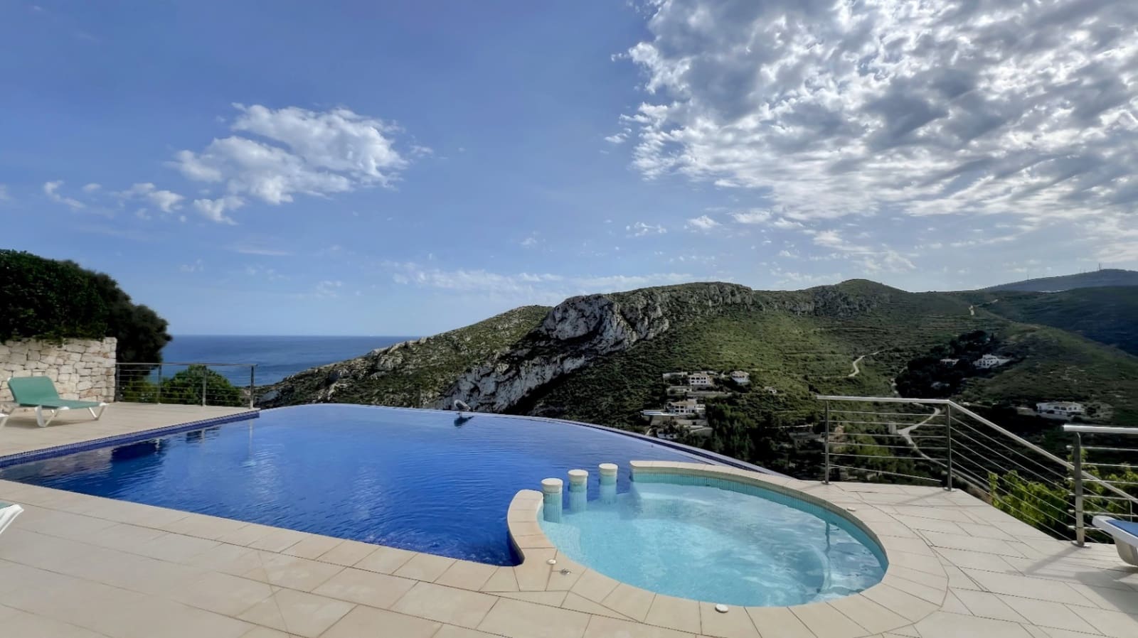 4 bedroom Villa for sale in Javea / Xabia with pool - € 2,800,000 (Ref: 9480891)