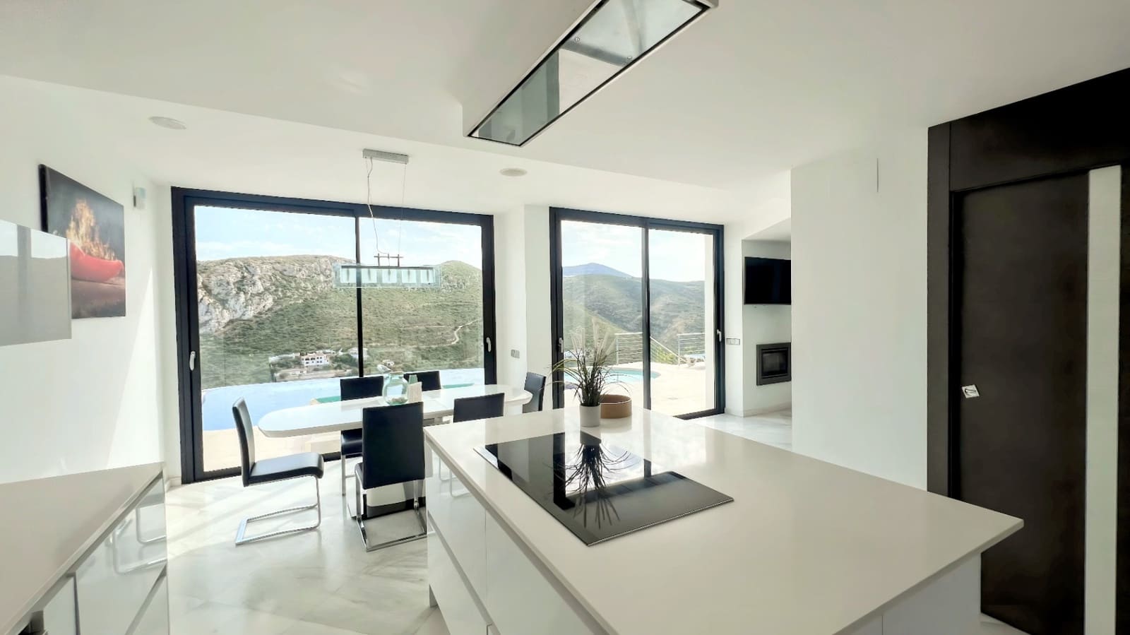 4 bedroom Villa for sale in Javea / Xabia with pool - € 2,800,000 (Ref: 9480891)