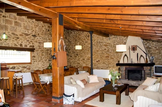 Finca/Casa Rural de 2 habitaciones en Facheca en venta con garaje - 300.000 € (Ref: 9480968)