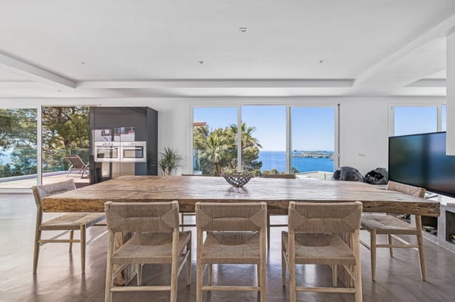 4 soveværelse Villa til salg i Ibiza by med garage - € 3.300.000 (Ref: 9523687)