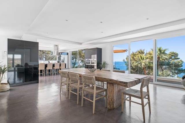 4 soveværelse Villa til salg i Ibiza by med garage - € 3.300.000 (Ref: 9523687)