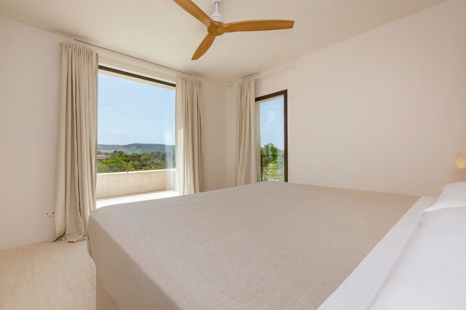 7 soveværelse Villa til salg i Ibiza by med swimmingpool - € 8.400.000 (Ref: 9523688)