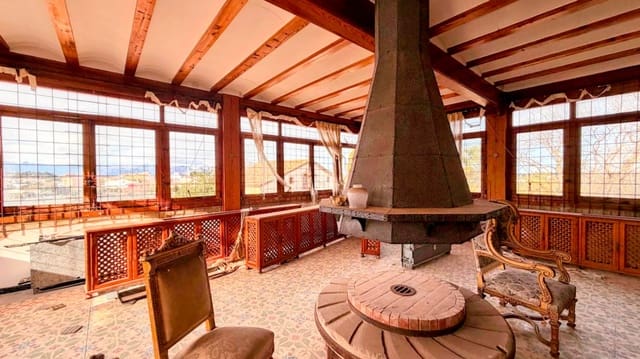 10 soveværelse Finca/Landehus til salg i La Xara, Dénia med swimmingpool - € 8.000.000 (Ref: 9557372)