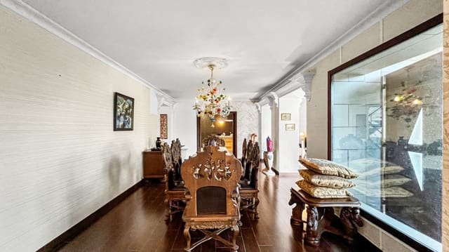 5 makuuhuone Huvila myytävänä paikassa Dénia mukana 
autotalli - 1 850 000 € (Ref: 9564236)