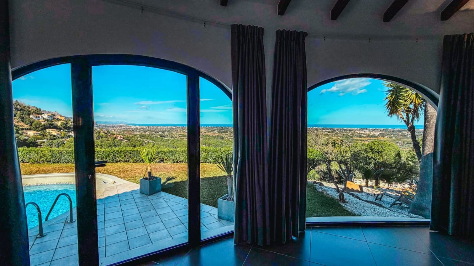 3 soveværelse Villa til salg i La Sella med swimmingpool garage - € 889.000 (Ref: 9603540)