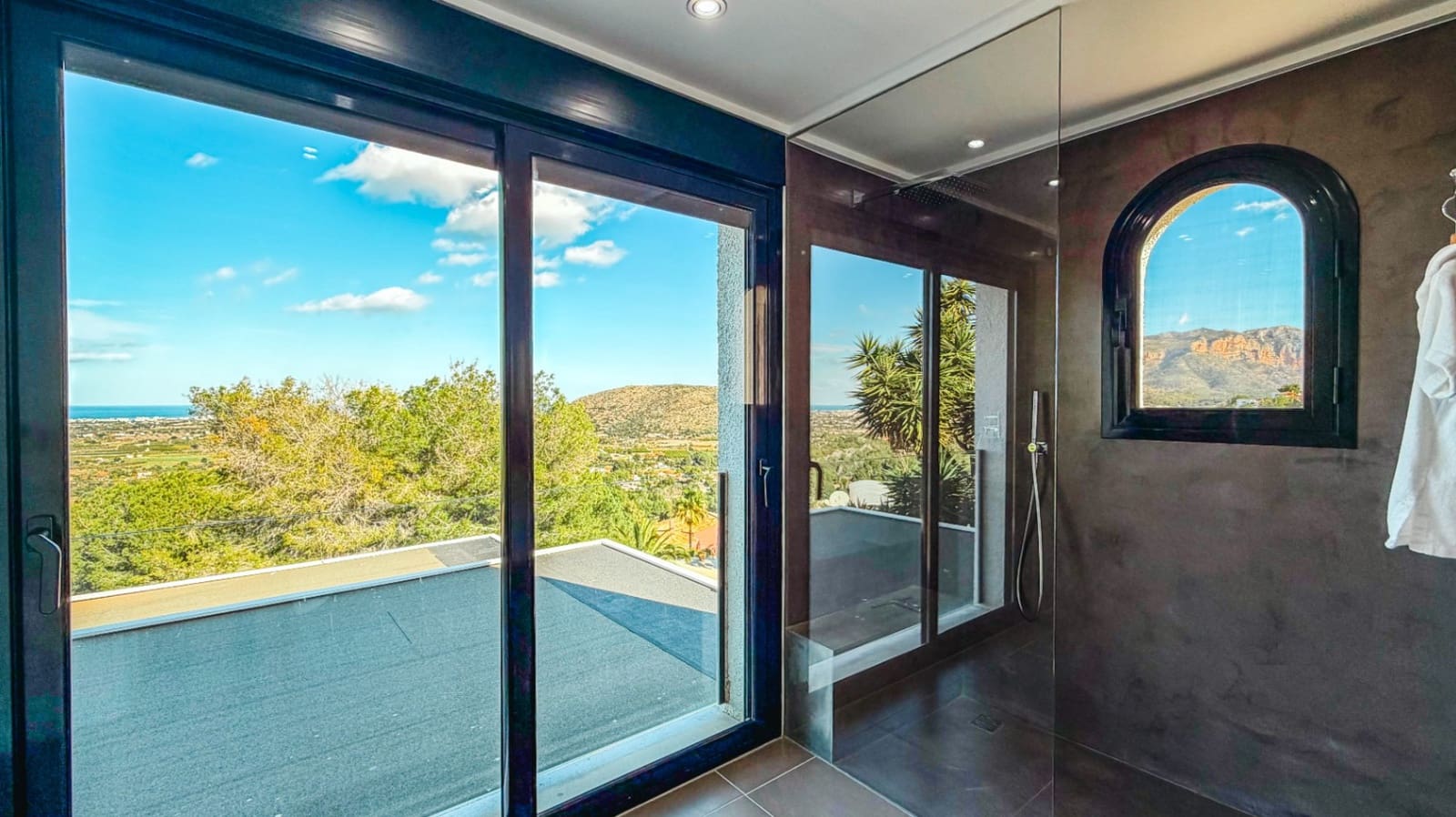 3 soveværelse Villa til salg i La Sella med swimmingpool garage - € 889.000 (Ref: 9603540)