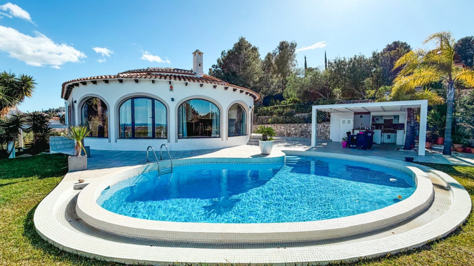 3 soveværelse Villa til salg i La Sella med swimmingpool garage - € 889.000 (Ref: 9603540)