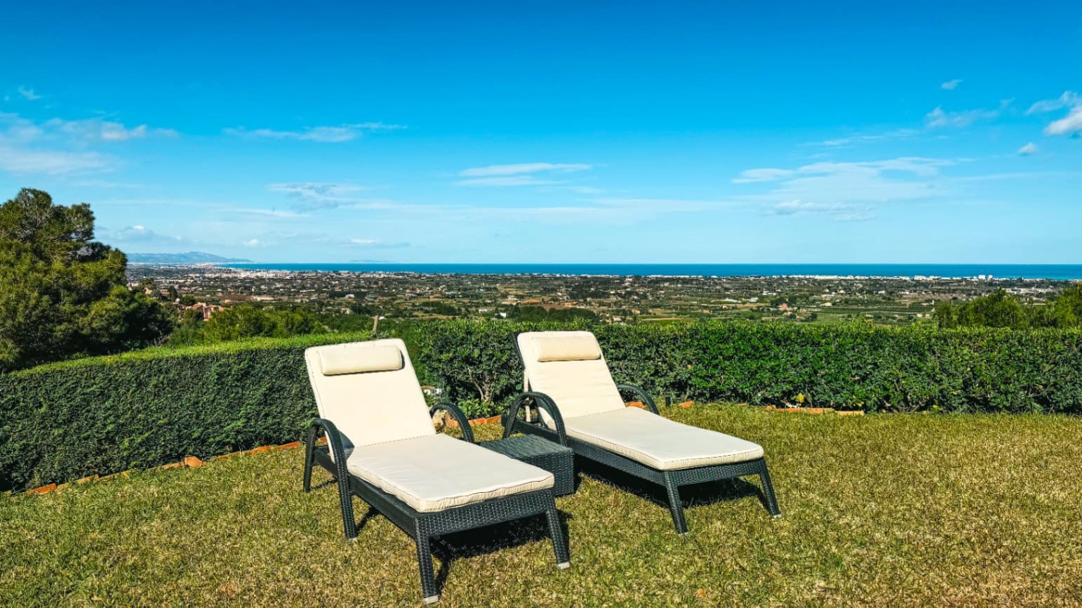 3 soveværelse Villa til salg i La Sella med swimmingpool garage - € 889.000 (Ref: 9603540)