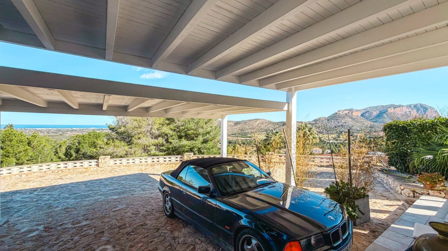 3 soveværelse Villa til salg i La Sella med swimmingpool garage - € 889.000 (Ref: 9603540)