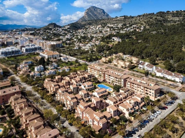 4 soverom Hus til salgs i Javea / Xàbia med svømmebasseng garasje - € 749 000 (Ref: 9700189)