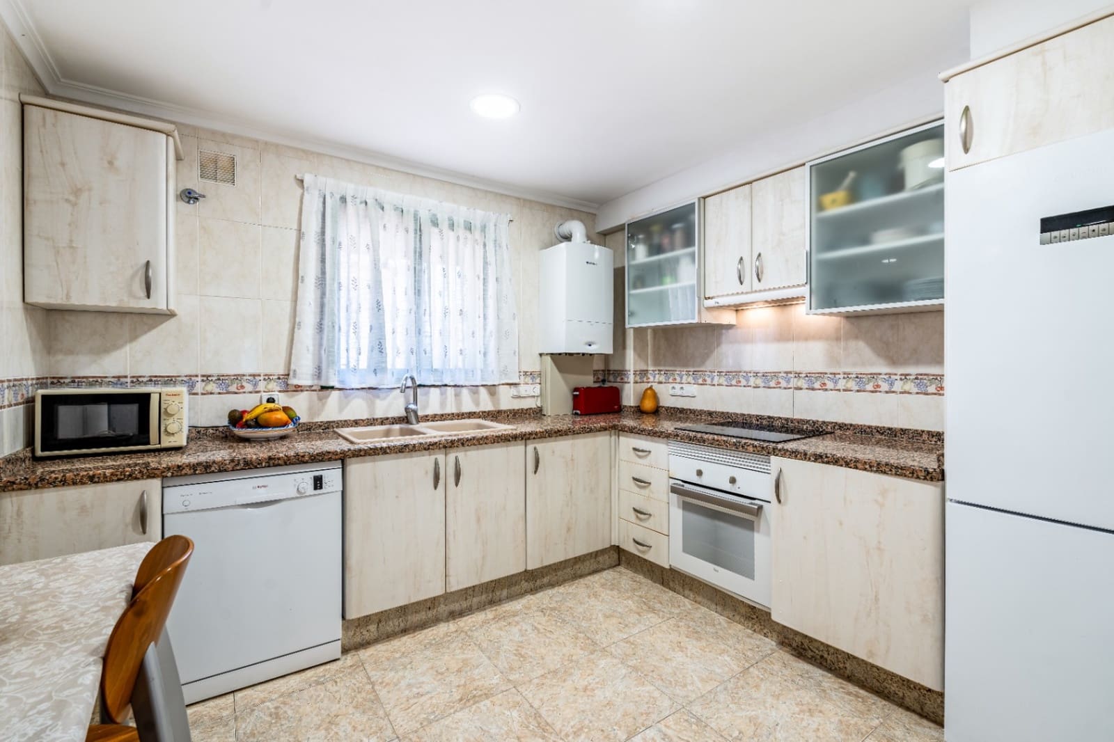 4 soverom Hus til salgs i Javea / Xabia med svømmebasseng garasje - € 749 000 (Ref: 9700189)