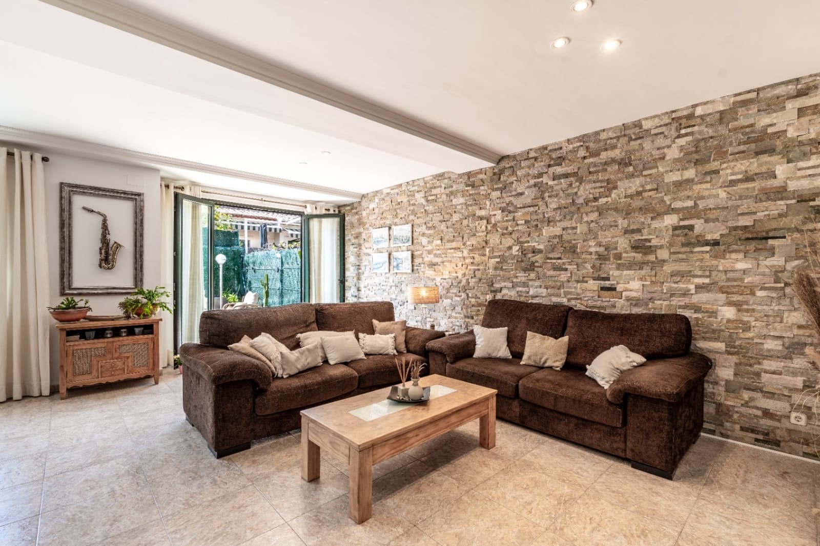 4 soverom Hus til salgs i Javea / Xabia med svømmebasseng garasje - € 749 000 (Ref: 9700189)